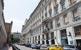 Central Nest Apartment Synagogue